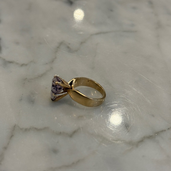 GOLD & AMETHYST Rose de France Cocktail Ring, 14K Circa 1960s–70s - Picture 6 of 8